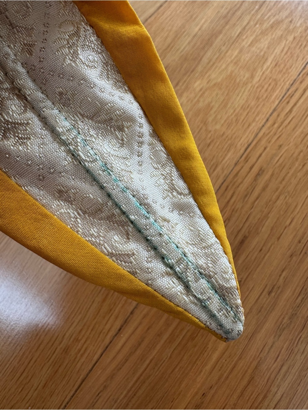Namjosh Embellished Yellow Padded Headband - Picture 6 of 8